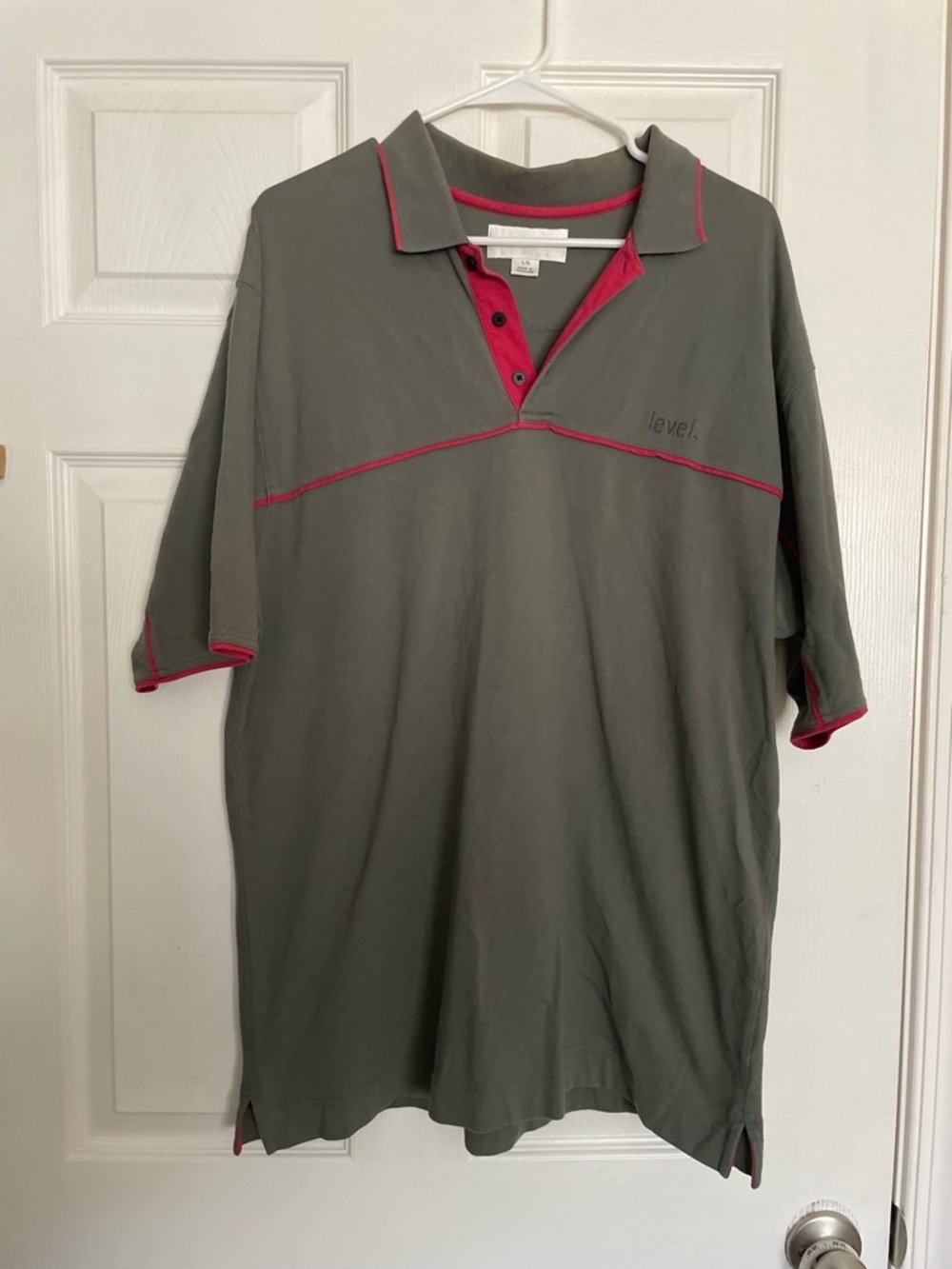 Cutter & Buck Men’s size Large Green Polo Shirt with Red Trim